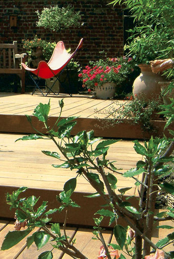 Protege la terraza con un gel saturador a base de agua.